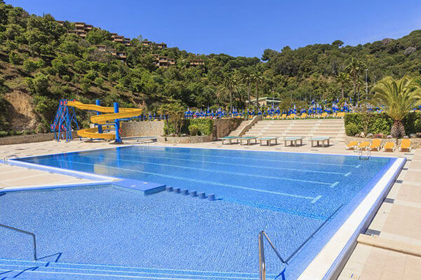 giverola_pool-02